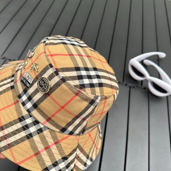 AUTHENTIC Burberry Hats